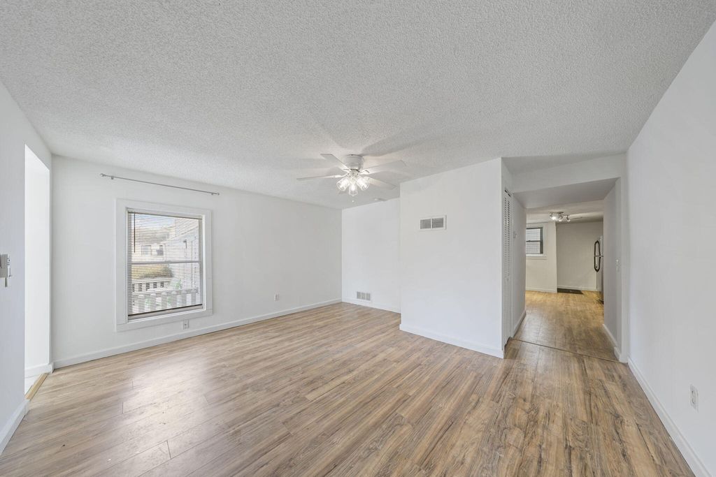 Photo of 361 Locust Street #4, Valparaiso, IN 46383 (MLS # 833401)