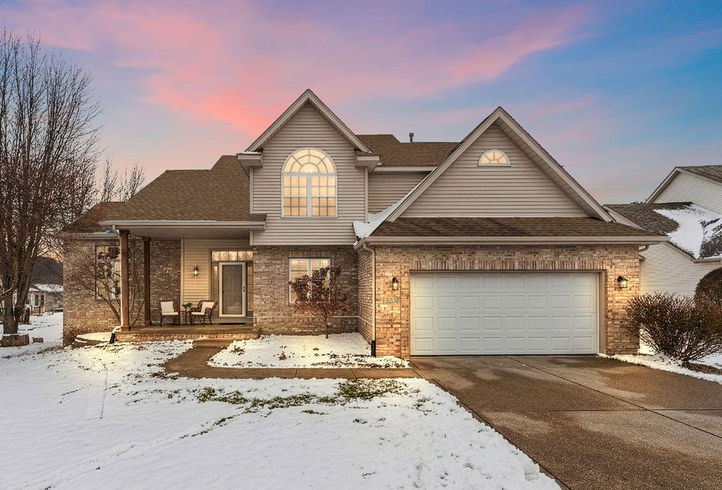 Photo of 3204 Clairborne Crossing, Valparaiso, IN 46385 (MLS # 832869)