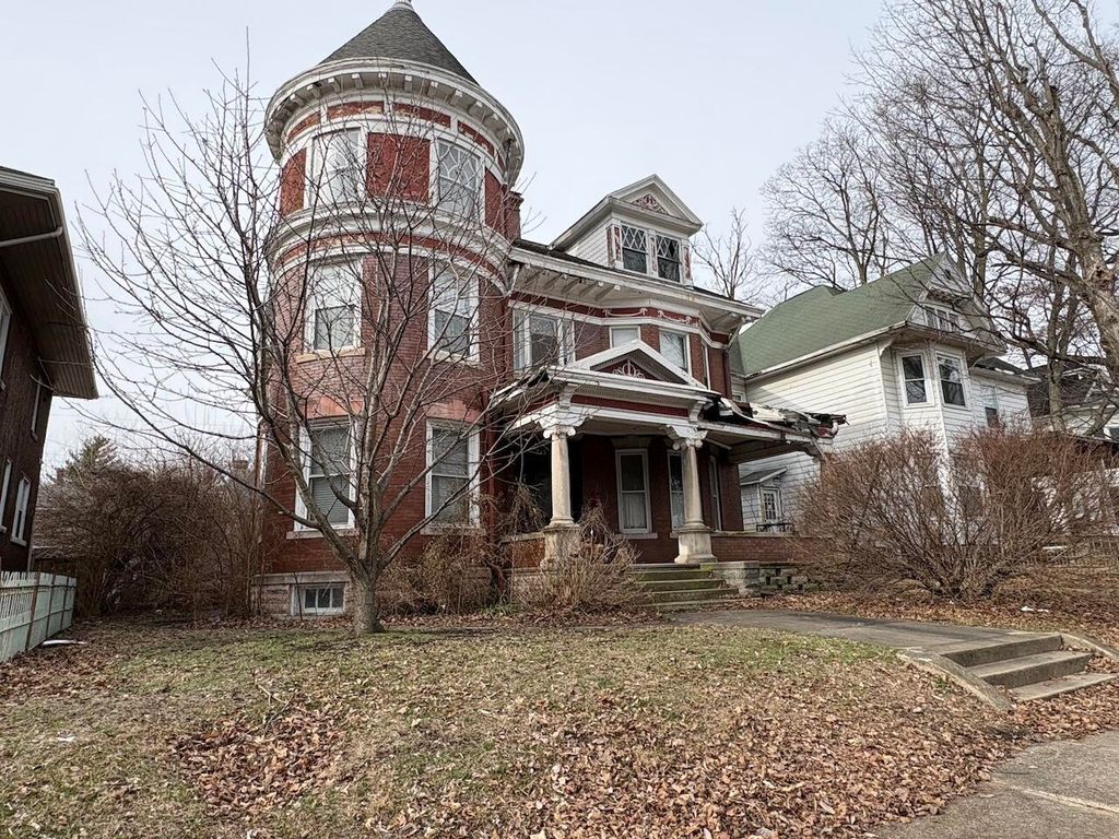 Photo of 815 Buntin Street, Vincennes, IN 47591 (MLS # 835231)