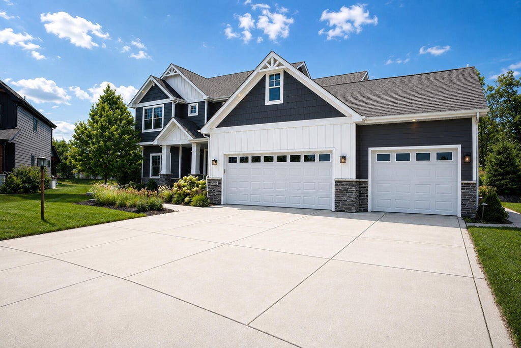 Photo of 12925 Red Lily Way, Saint John, IN 46373 (MLS # 844922)