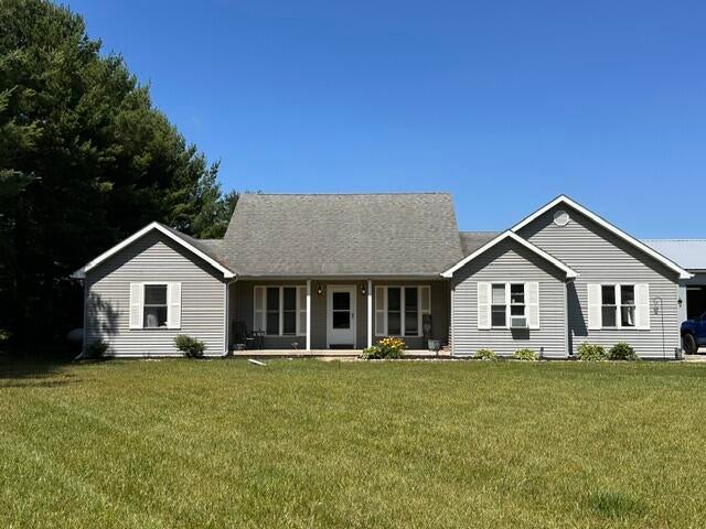 Photo of 9188 County Road 200 W, Wheatfield, IN 46392 (MLS # 841646)