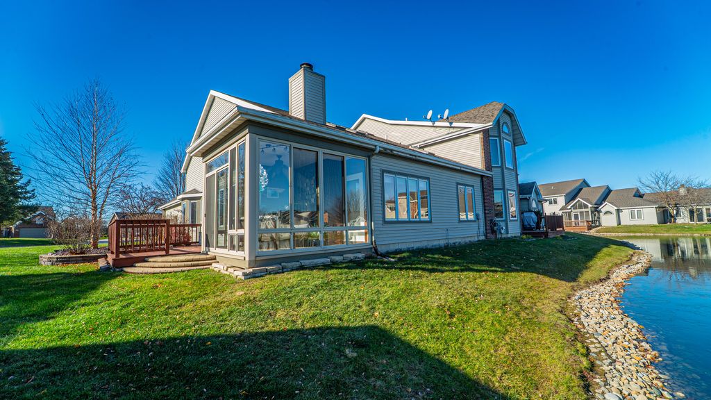 Photo of 9427 Van Buren Street, Crown Point, IN 46307 (MLS # 832711)