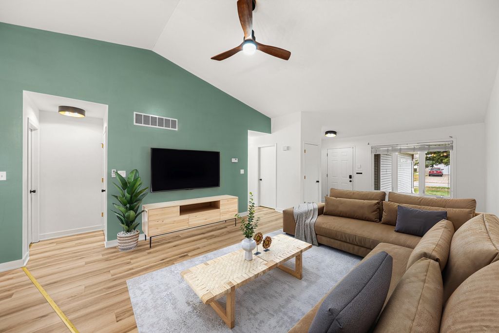 Photo of 5012 W 92nd Avenue, Crown Point, IN 46307 (MLS # 831051)