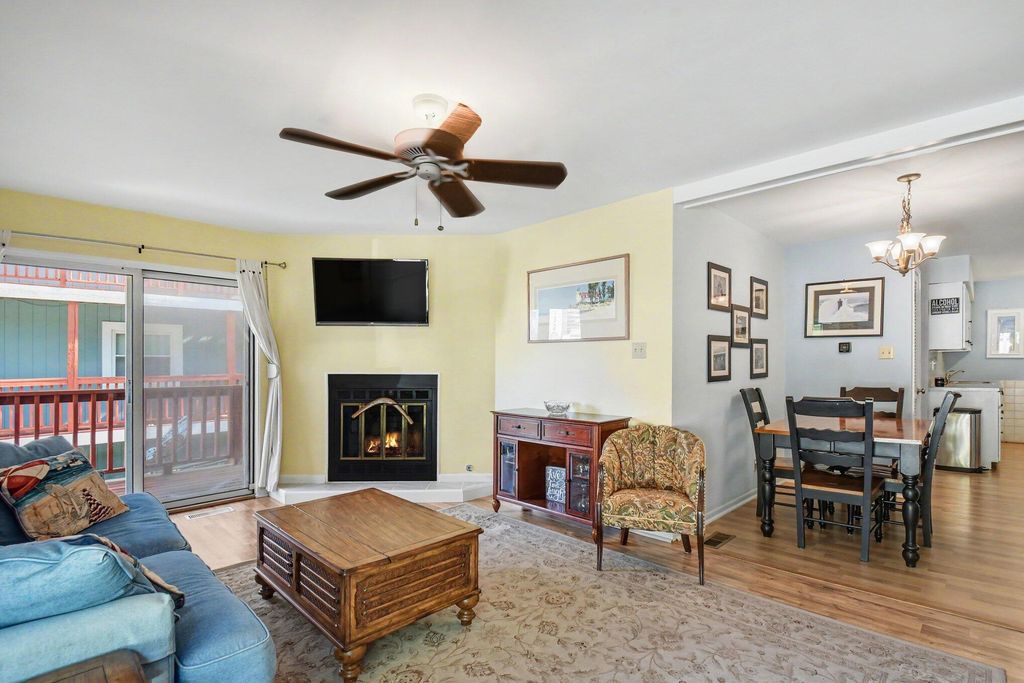 Photo of 129 S Lake Avenue #A, Michigan City, IN 46360 (MLS # 839915)