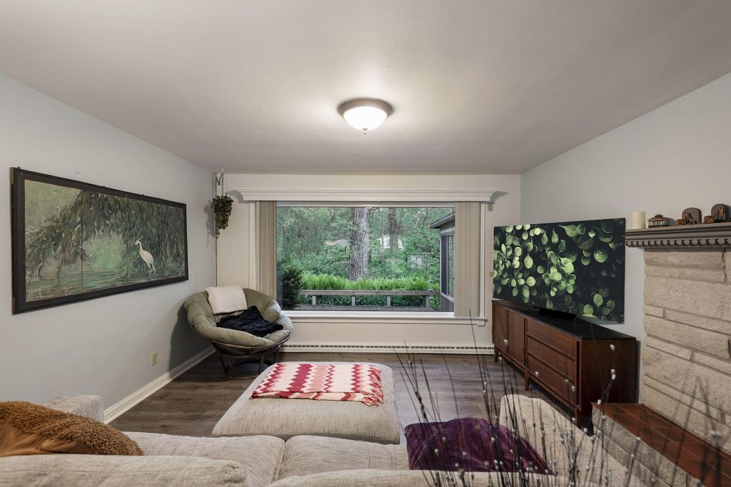 Photo of 234 Lincoln Hills Drive, Valparaiso, IN 46385 (MLS # 838891)