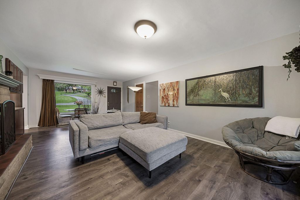Photo of 234 Lincoln Hills Drive, Valparaiso, IN 46385 (MLS # 838891)