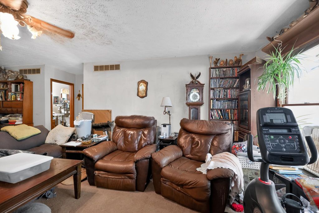 Photo of 1076 W Walnut Drive, Kingman, IN 47952 (MLS # 841689)