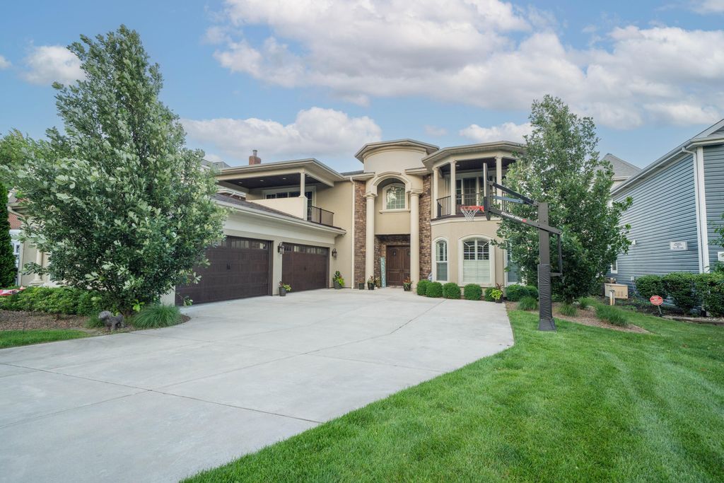 Photo of 13941 Lakeview Point Road, Cedar Lake, IN 46303 (MLS # 837658)