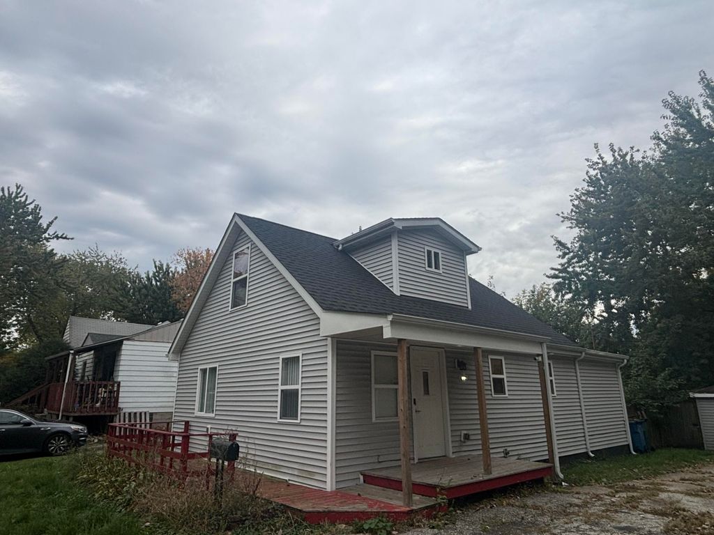 Photo of 1008 Cherry Street, Hammond, IN 46324 (MLS # 829976)