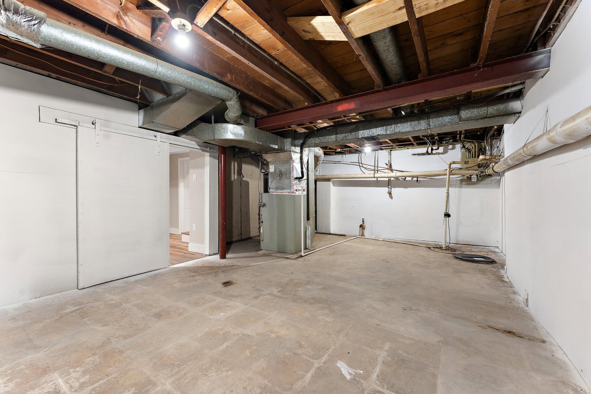 Crown Point, Indiana 46307, United States, 3 Bedrooms Bedrooms, ,2 BathroomsBathrooms,Residential,Active,163755