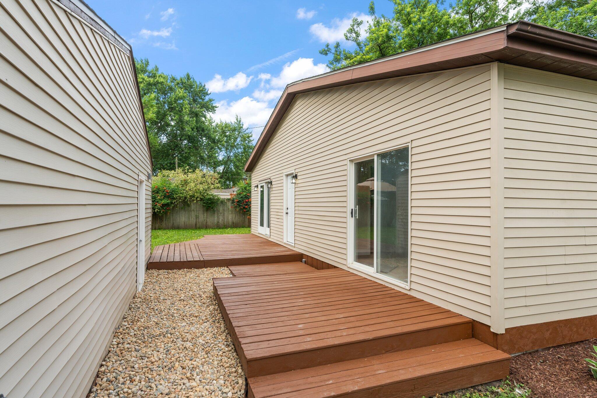 Crown Point, Indiana 46307, United States, 3 Bedrooms Bedrooms, ,2 BathroomsBathrooms,Residential,Active,163755