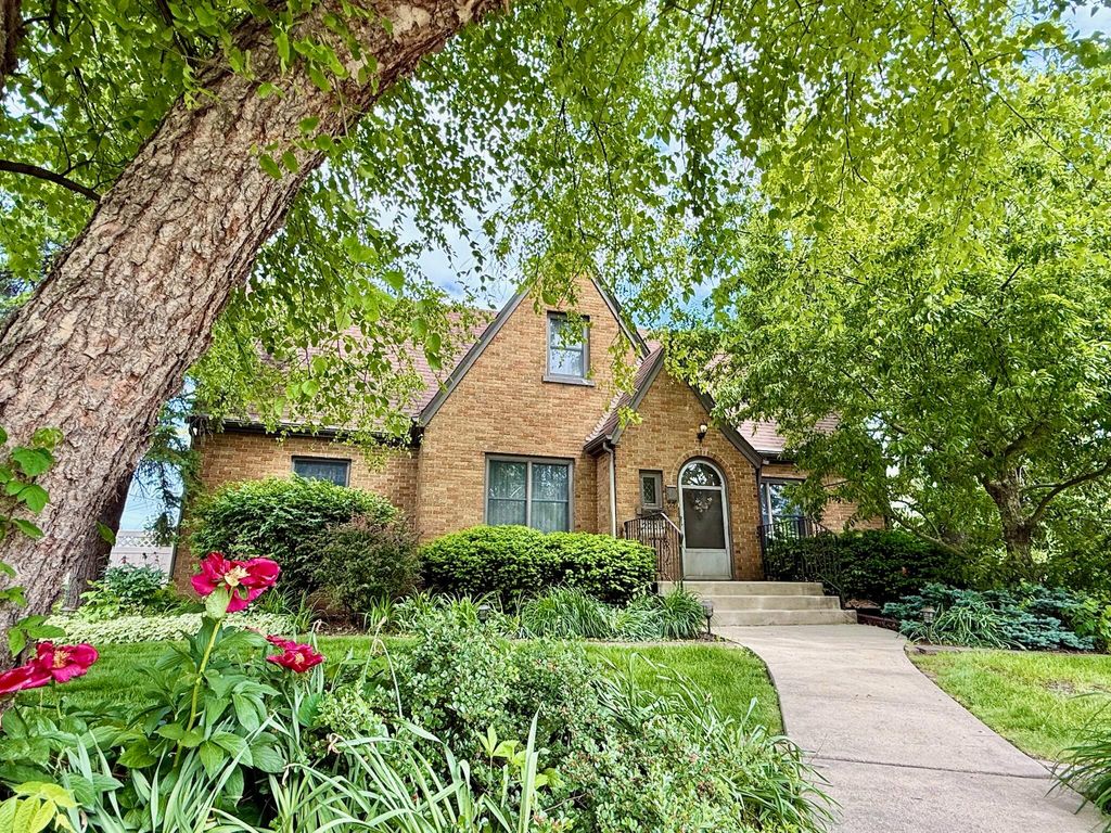 Photo of 2205 Nondorf Street, Dyer, IN 46311 (MLS # 840243)