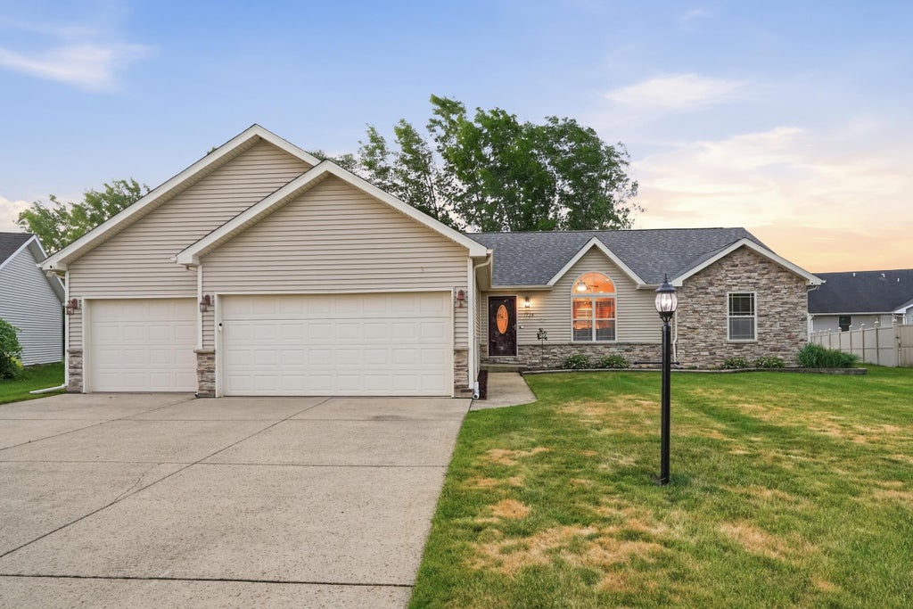 Photo of 1726 Elderberry Circle, DeMotte, IN 46310 (MLS # 840670)