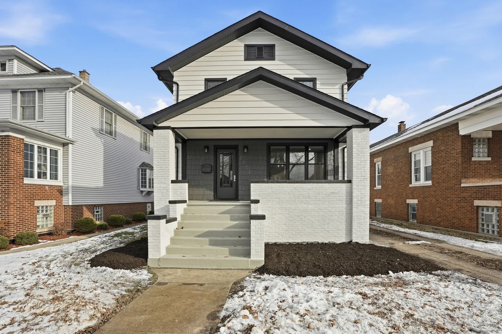 Photo of 2009 Wespark Avenue, Whiting, IN 46394 (MLS # 831829)