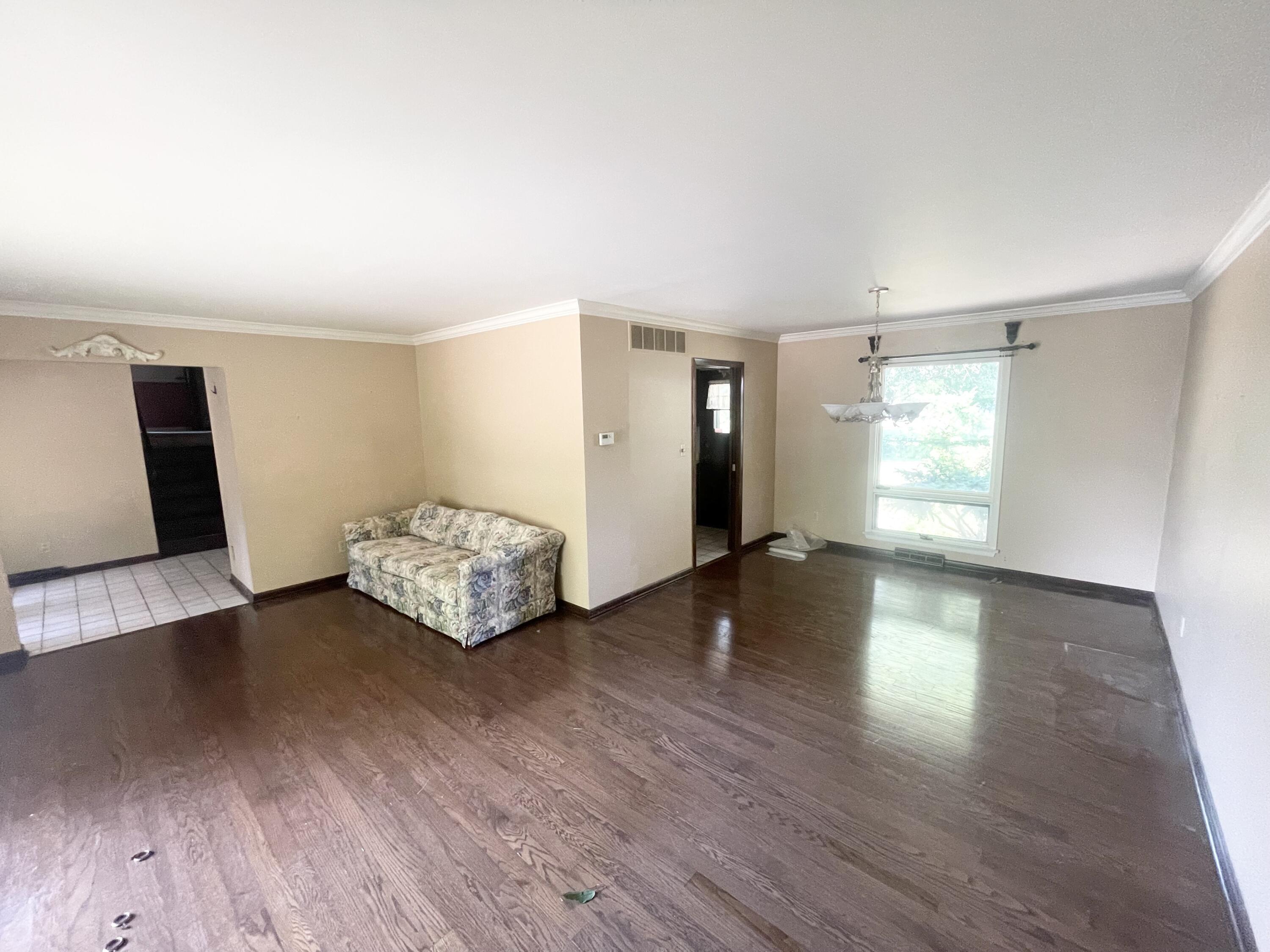 1531 Fran-lin Pkwy