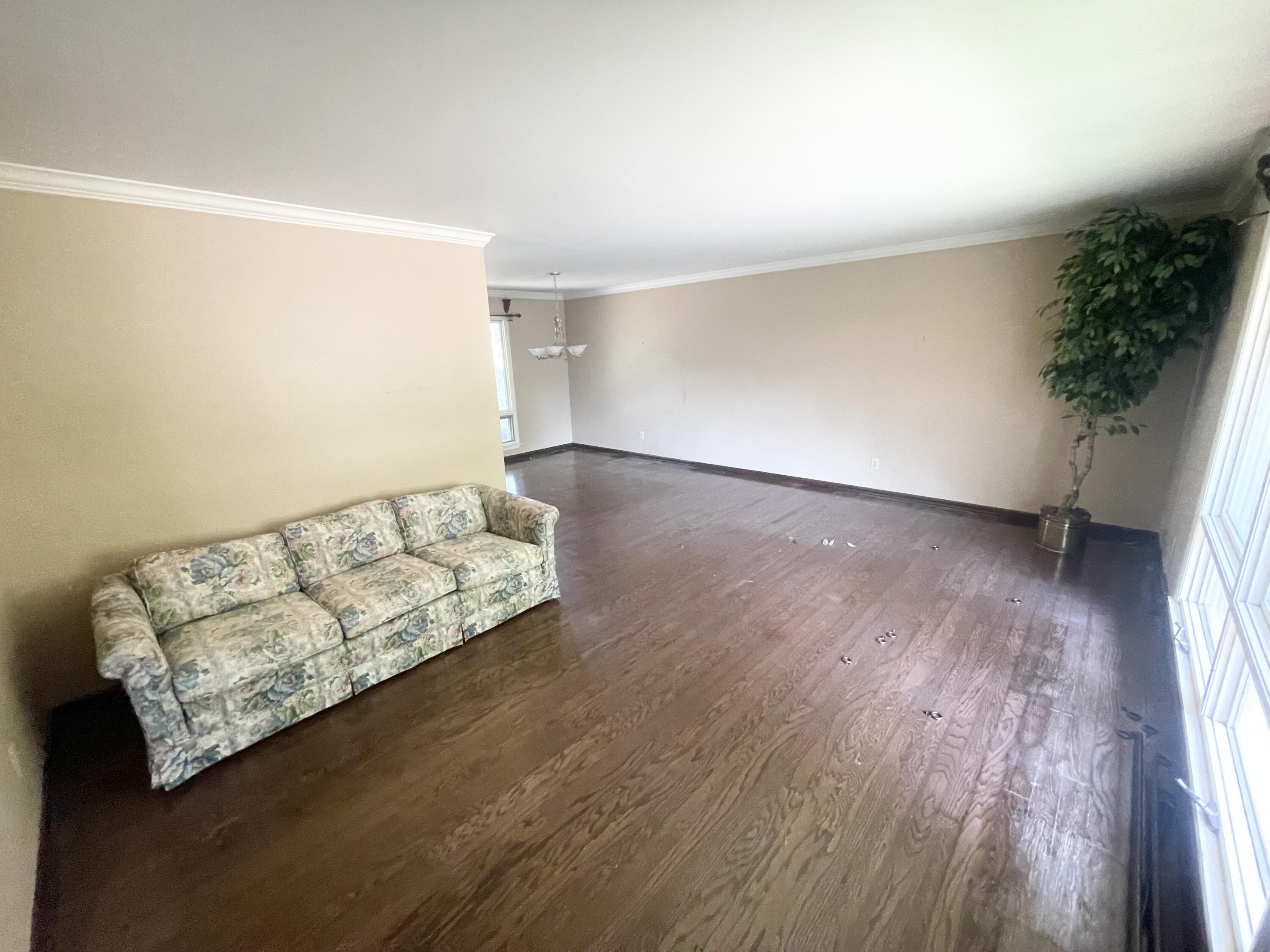 1531 Fran-lin Pkwy