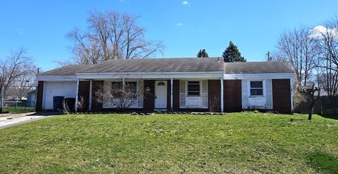 Single Family Residence in Valparaiso IN 769 Fox River Road.jpg