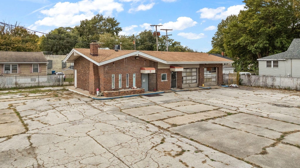 Photo of 6848 Columbia Avenue, Hammond, IN 46324 (MLS # 846967)