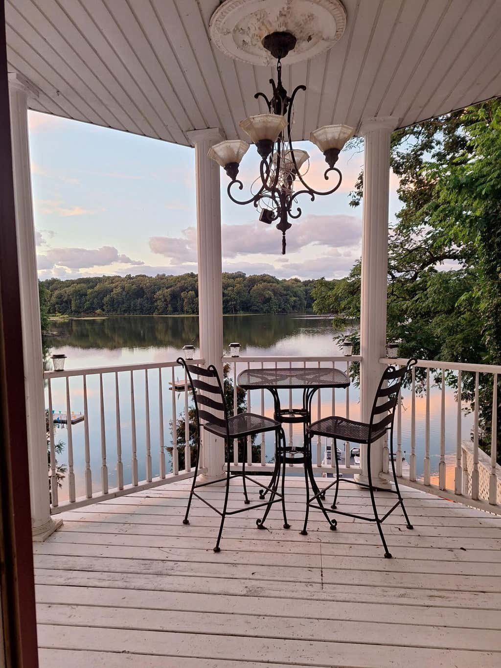 Photo of 201 Spectacle Drive, Valparaiso, IN 46383 (MLS # 840160)