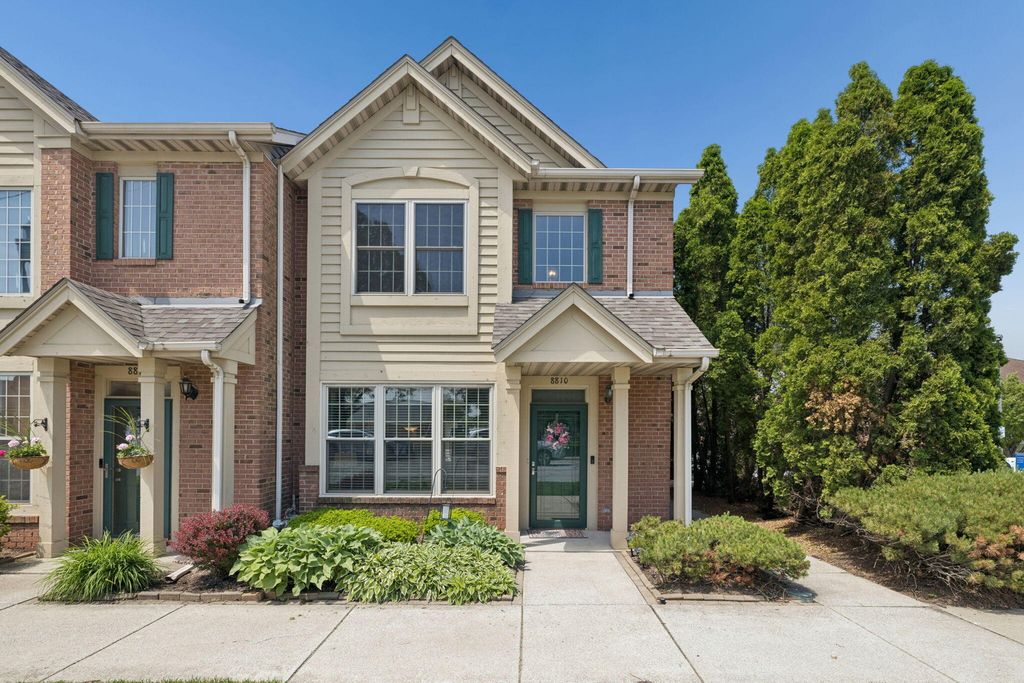 Photo of 8810 5th Street, Highland, IN 46322 (MLS # 839429)