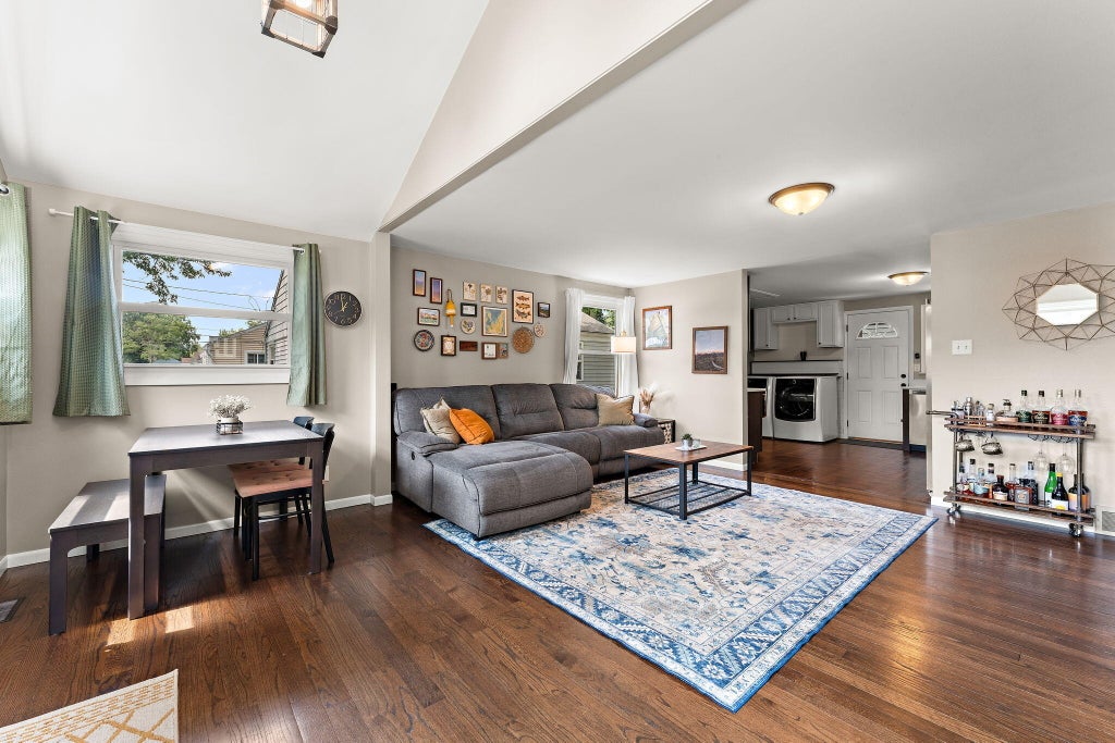 Photo of 114 Trunk Court, Michigan City, IN 46360 (MLS # 844369)