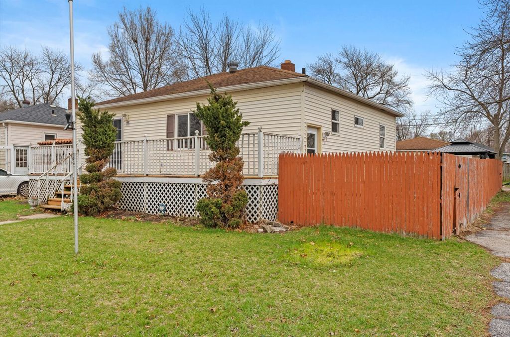 Photo of 401 Tyler Avenue, Hobart, IN 46342 (MLS # 836584)