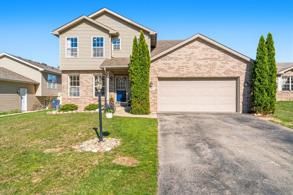 Photo of 12457 Rush Street, Crown Point, IN 46307 (MLS # 837586)