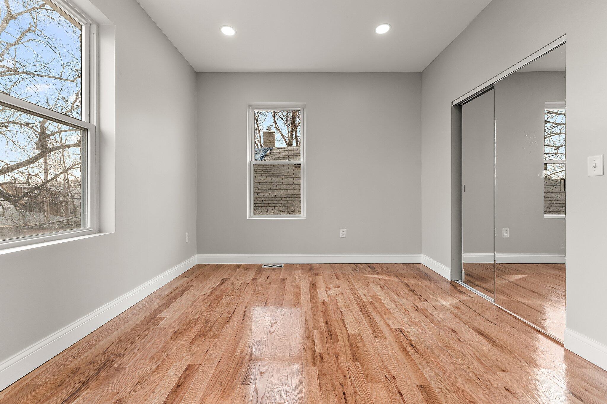 Hammond, Indiana 46320, United States, 4 Bedrooms Bedrooms, ,3 BathroomsBathrooms,Residential,Active,95738