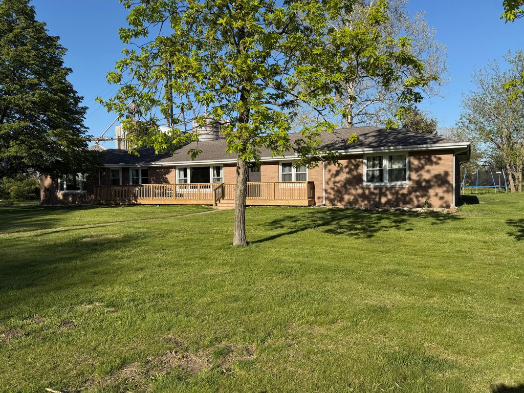 Photo of 6552 N 1150 W, North Judson, IN 46366 (MLS # 838696)