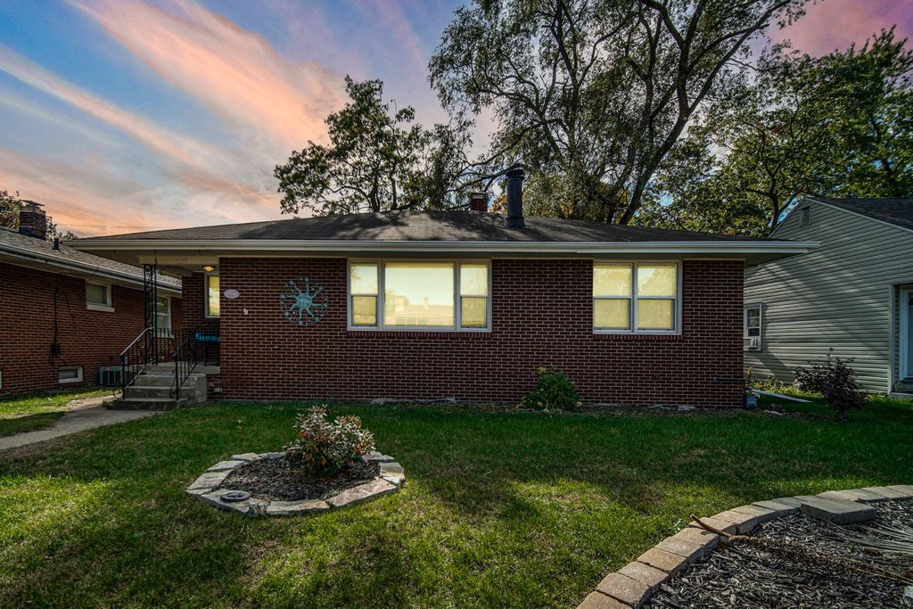 Photo of 7139 Forest Avenue, Gary, IN 46403 (MLS # 833063)