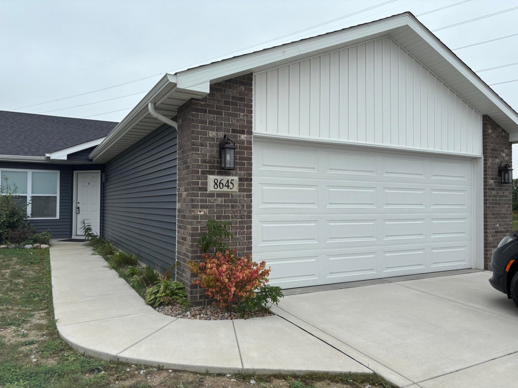 Photo of 8645 Madison Street, Merrillville, IN 46410 (MLS # 845463)
