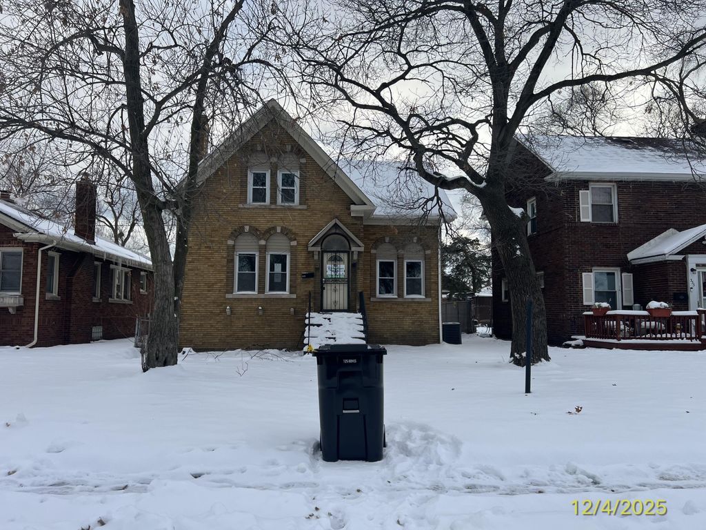 Photo of 323 Garfield Street, Gary, IN 46404 (MLS # 831565)