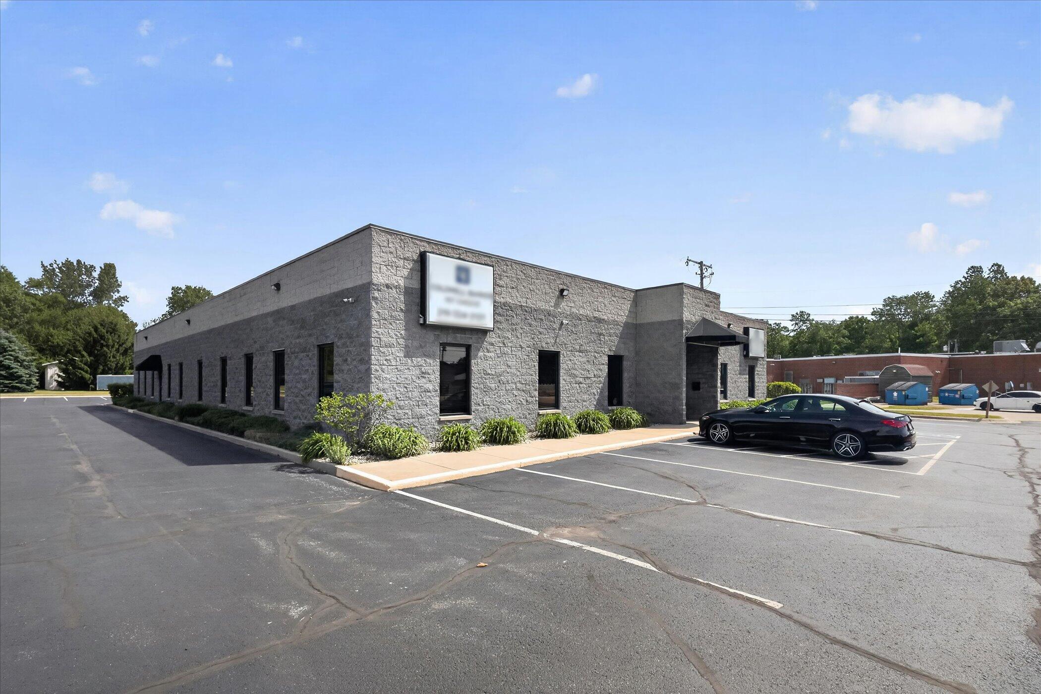 245 W Johnson Road