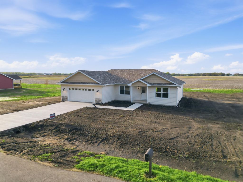 Photo of 508 W Beaver Street, Morocco, IN 47963 (MLS # 837909)