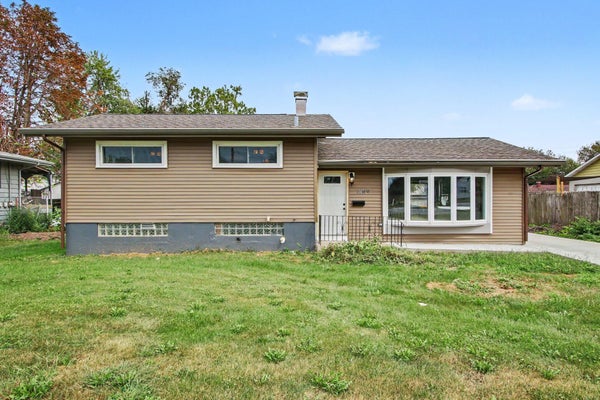 1209 N BROAD ST, GRIFFITH, IN 46319 - Image dcc25a13dbd45bc721eeb71df8028af8/450097886