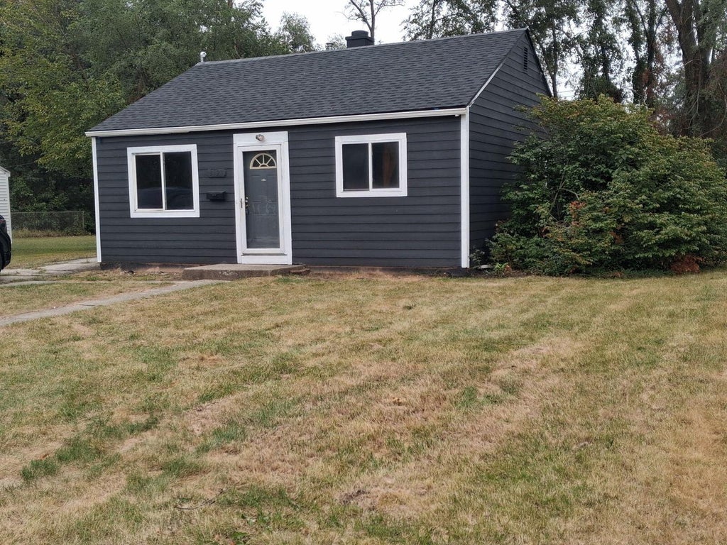 Photo of 3121 Pulaski Street, New Chicago, IN 46342 (MLS # 845535)