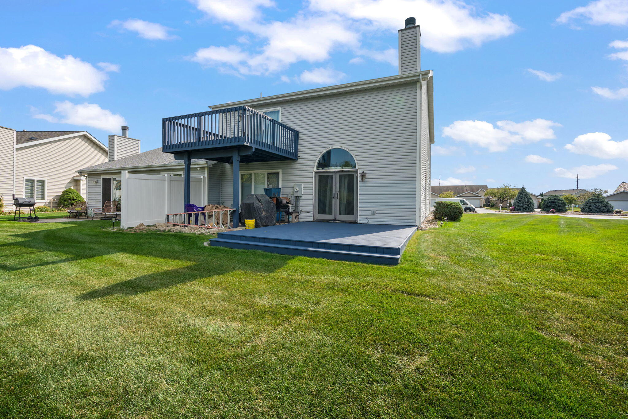 Merrillville, Indiana 46410, United States, 2 Bedrooms Bedrooms, ,2 BathroomsBathrooms,Residential,Active,215474