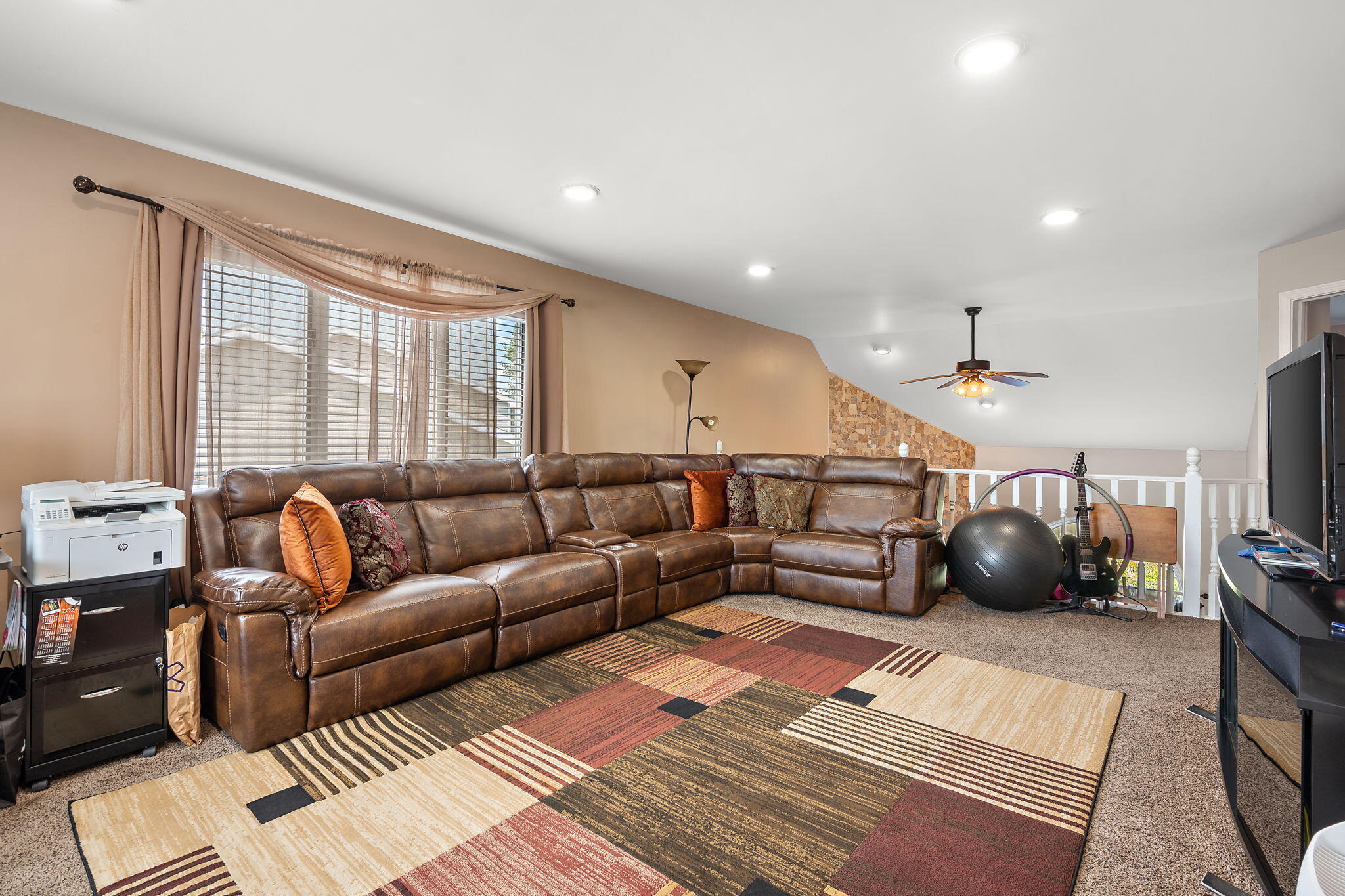 Merrillville, Indiana 46410, United States, 2 Bedrooms Bedrooms, ,2 BathroomsBathrooms,Residential,Active,215474