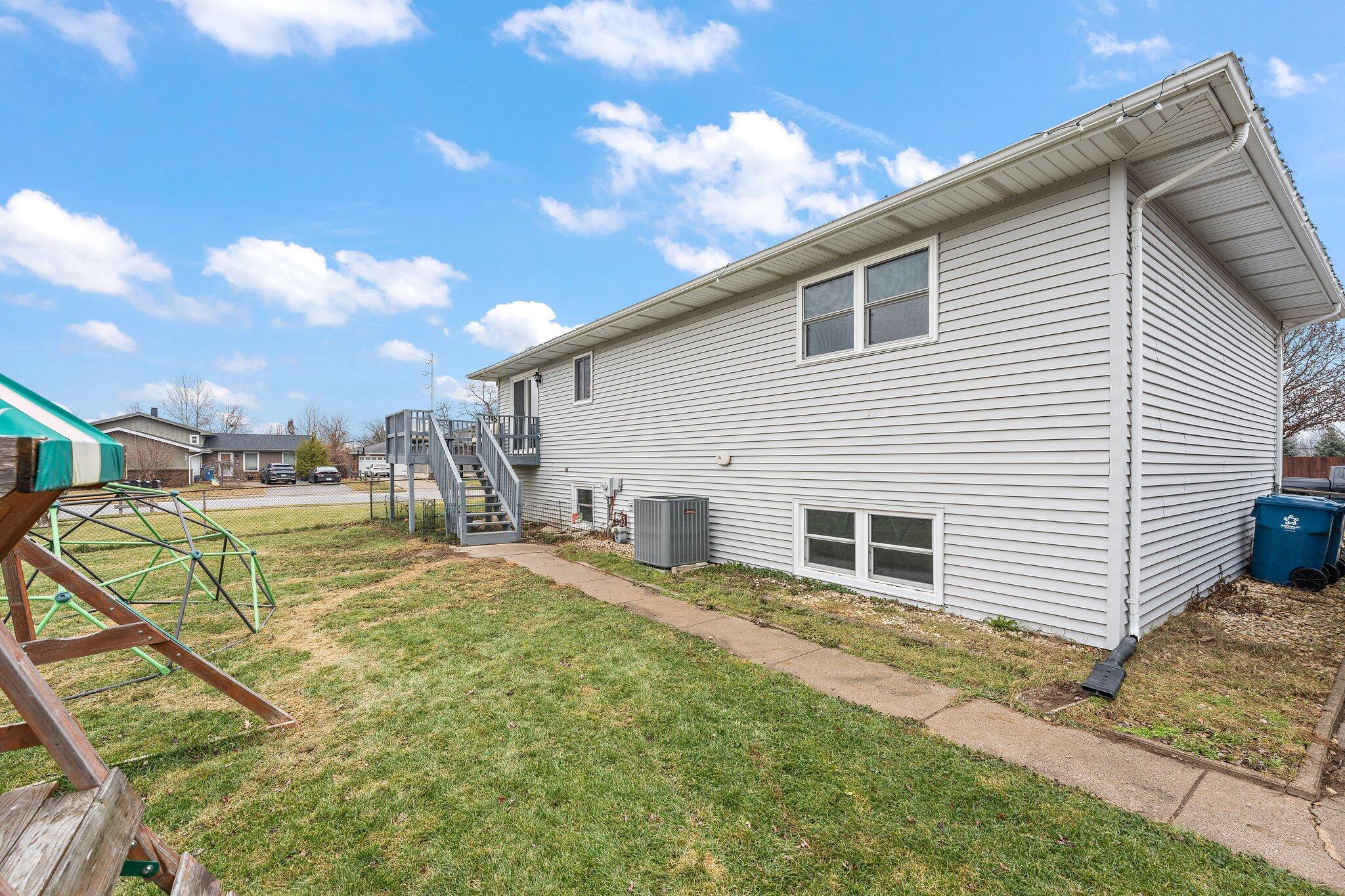 Schererville, Indiana 46375, United States, 4 Bedrooms Bedrooms, ,3 BathroomsBathrooms,Residential,Active,83755