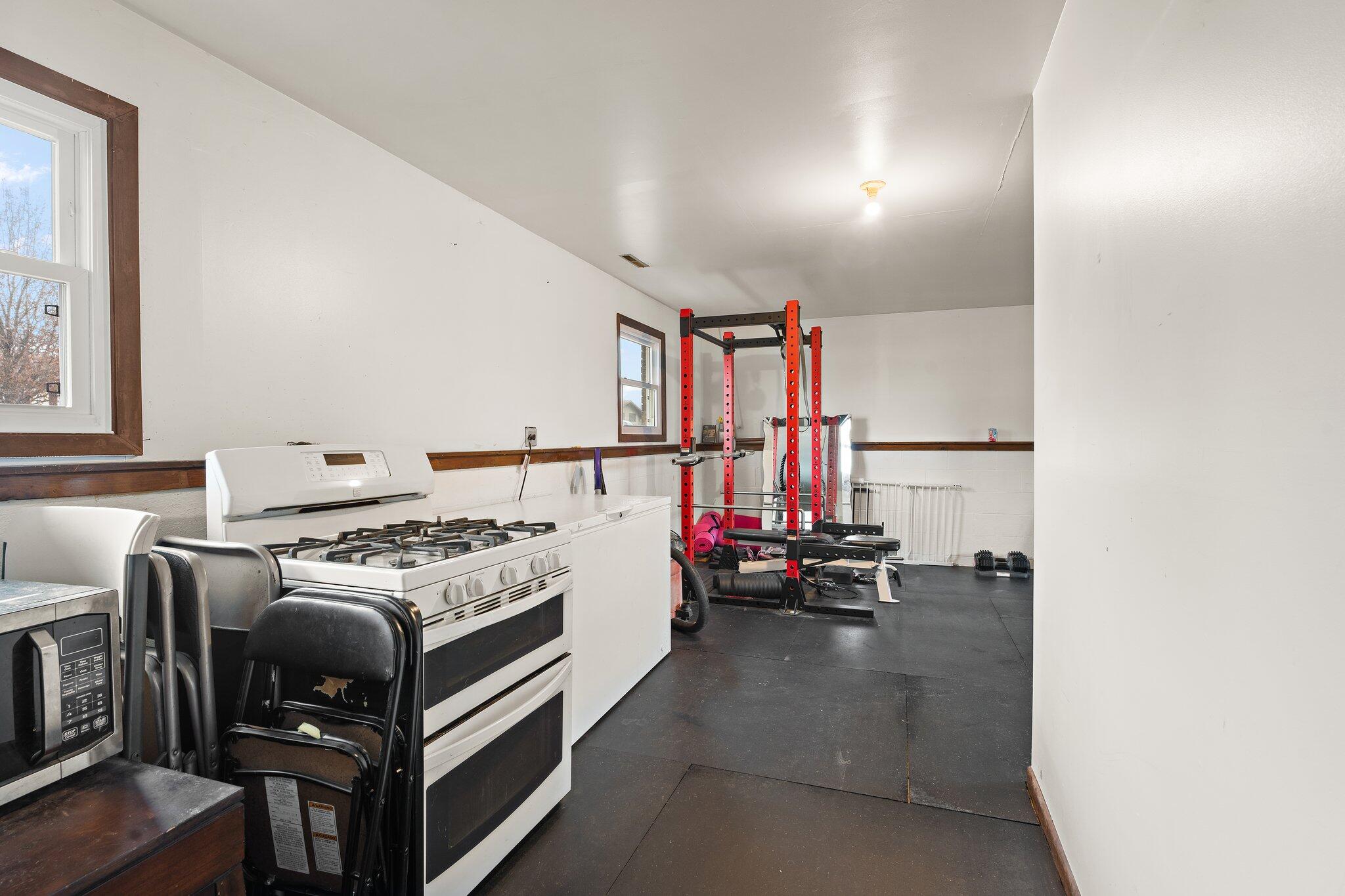 Schererville, Indiana 46375, United States, 4 Bedrooms Bedrooms, ,3 BathroomsBathrooms,Residential,Active,83755