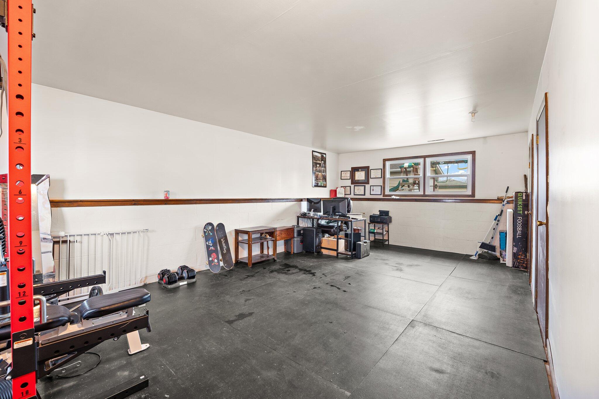 Schererville, Indiana 46375, United States, 4 Bedrooms Bedrooms, ,3 BathroomsBathrooms,Residential,Active,83755