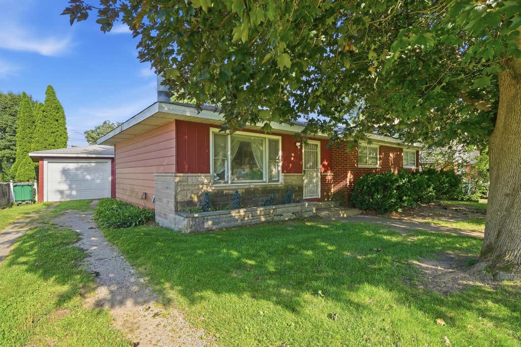 Photo of 2823 Vermillion Street, Lake Station, IN 46405 (MLS # 841782)