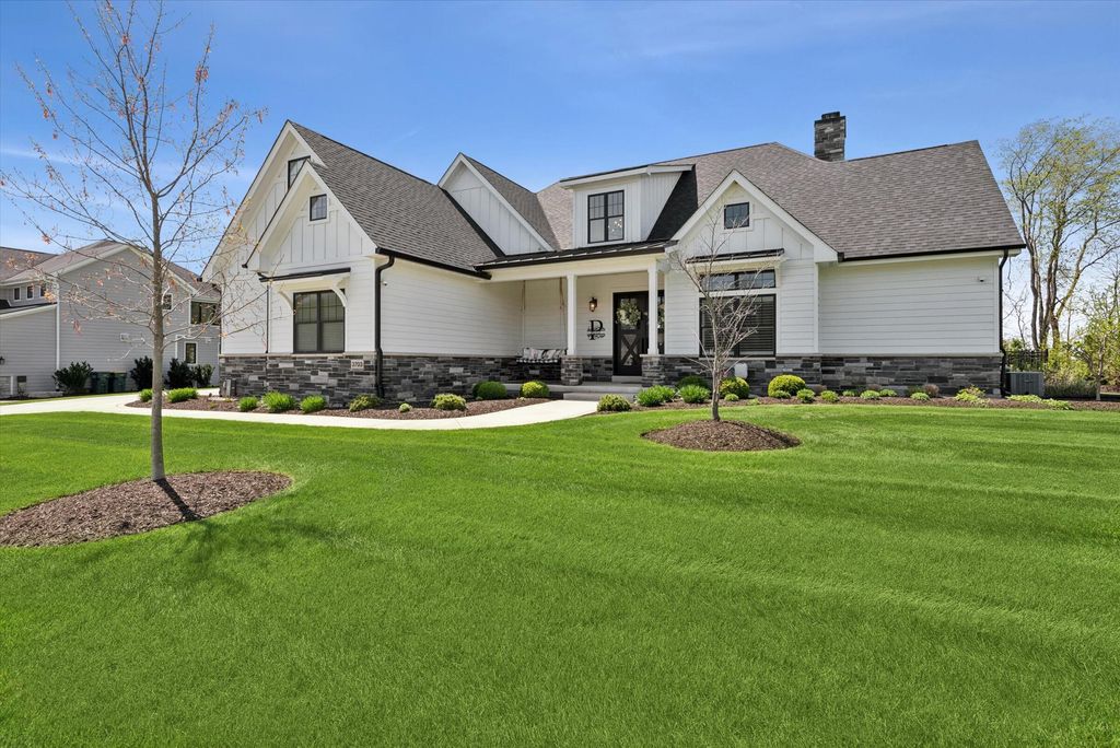 Photo of 3703 Elio Way, Valparaiso, IN 46385 (MLS # 837867)