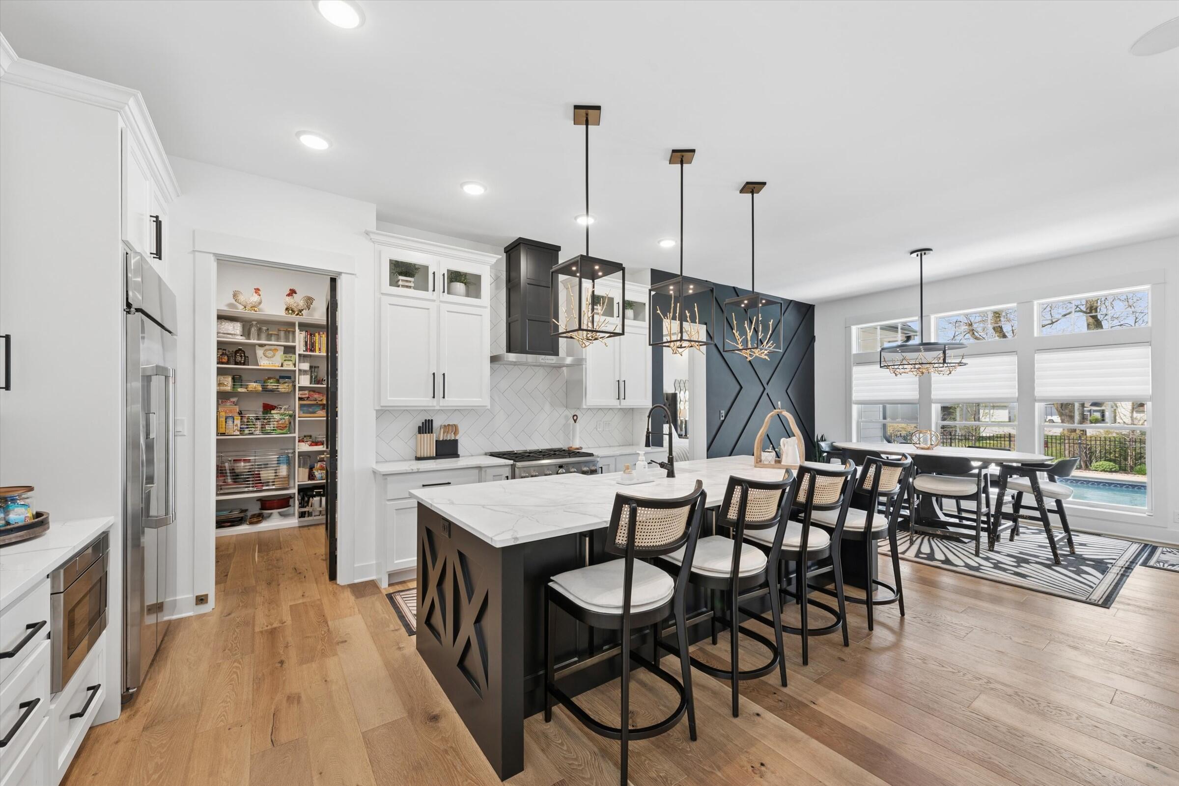 3703 Elio Way