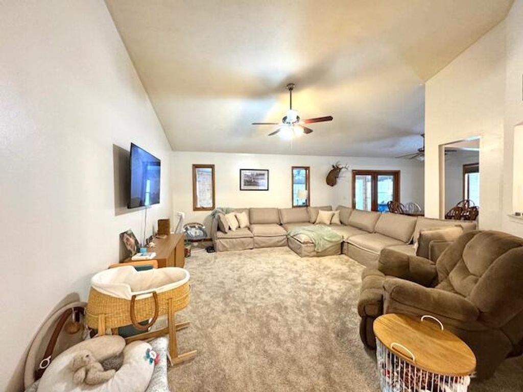 Photo of 4975 W 200 S, Winamac, IN 46996 (MLS # 832948)