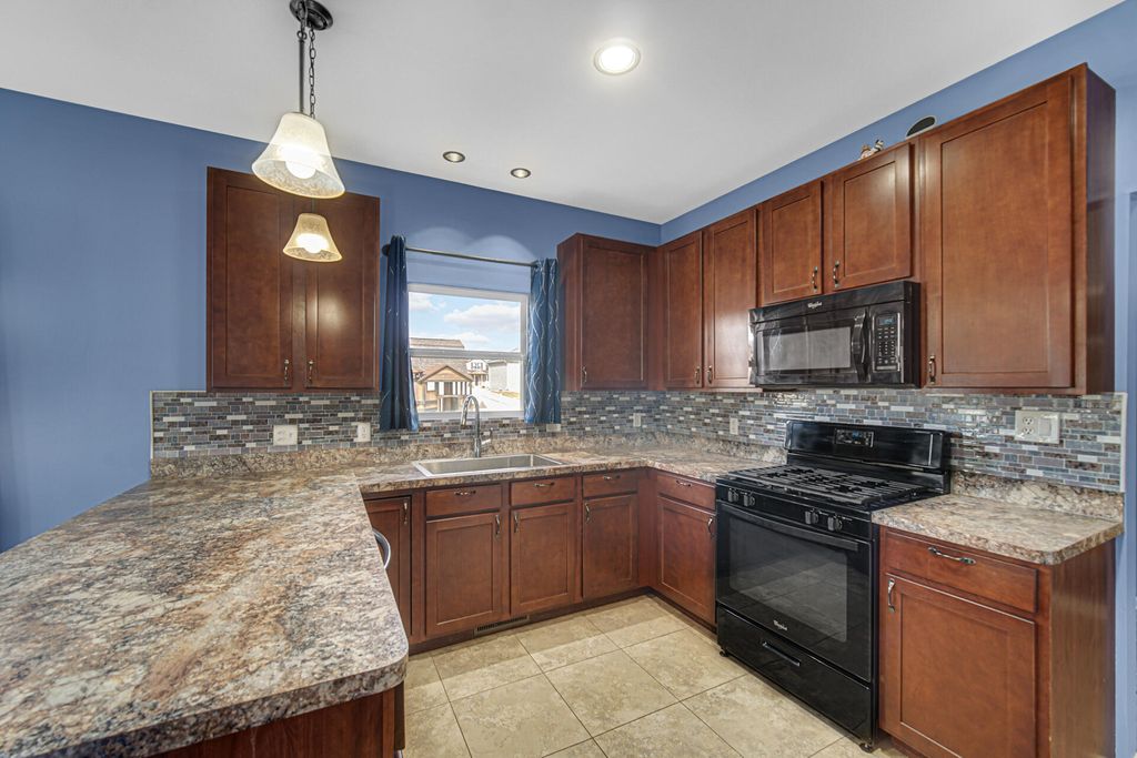 Photo of 7760 E 123rd Place, Crown Point, IN 46307 (MLS # 838240)