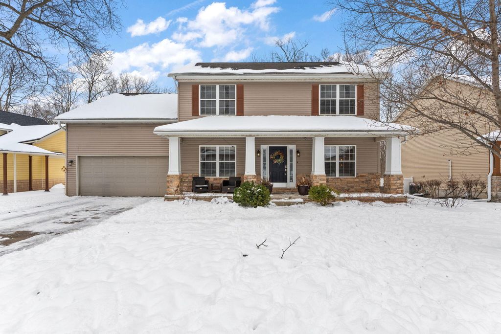 Photo of 3302 Kestrel Street, Valparaiso, IN 46383 (MLS # 833716)