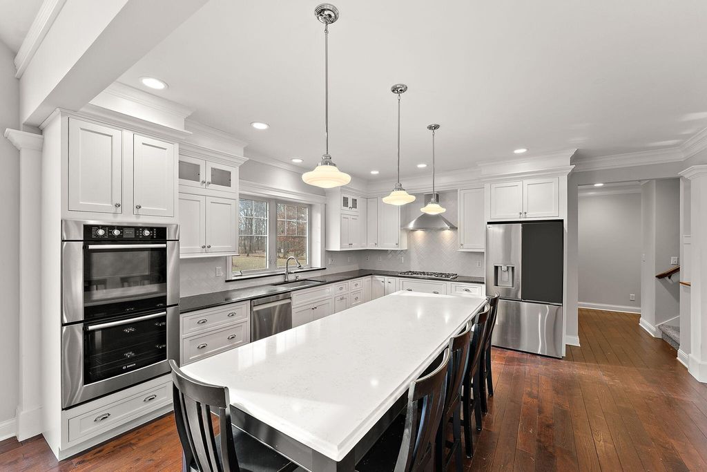 Photo of 216 E 1050 N, Chesterton, IN 46304 (MLS # 832715)