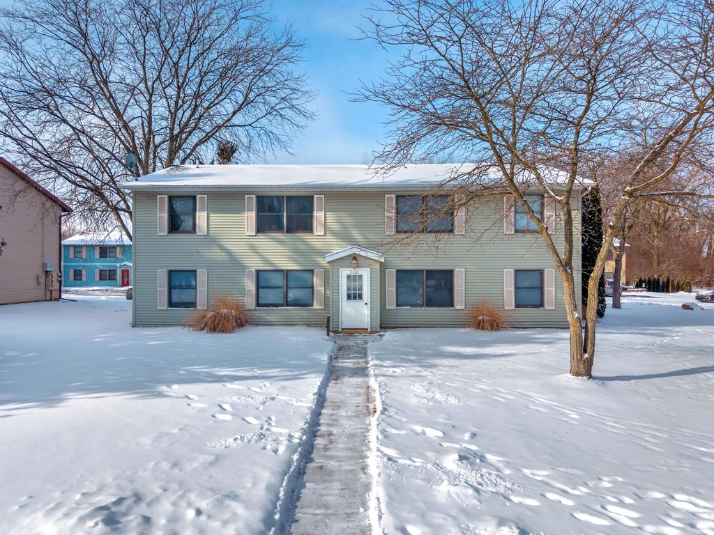 Photo of 2201 Sturdy Road, Valparaiso, IN 46383 (MLS # 833117)