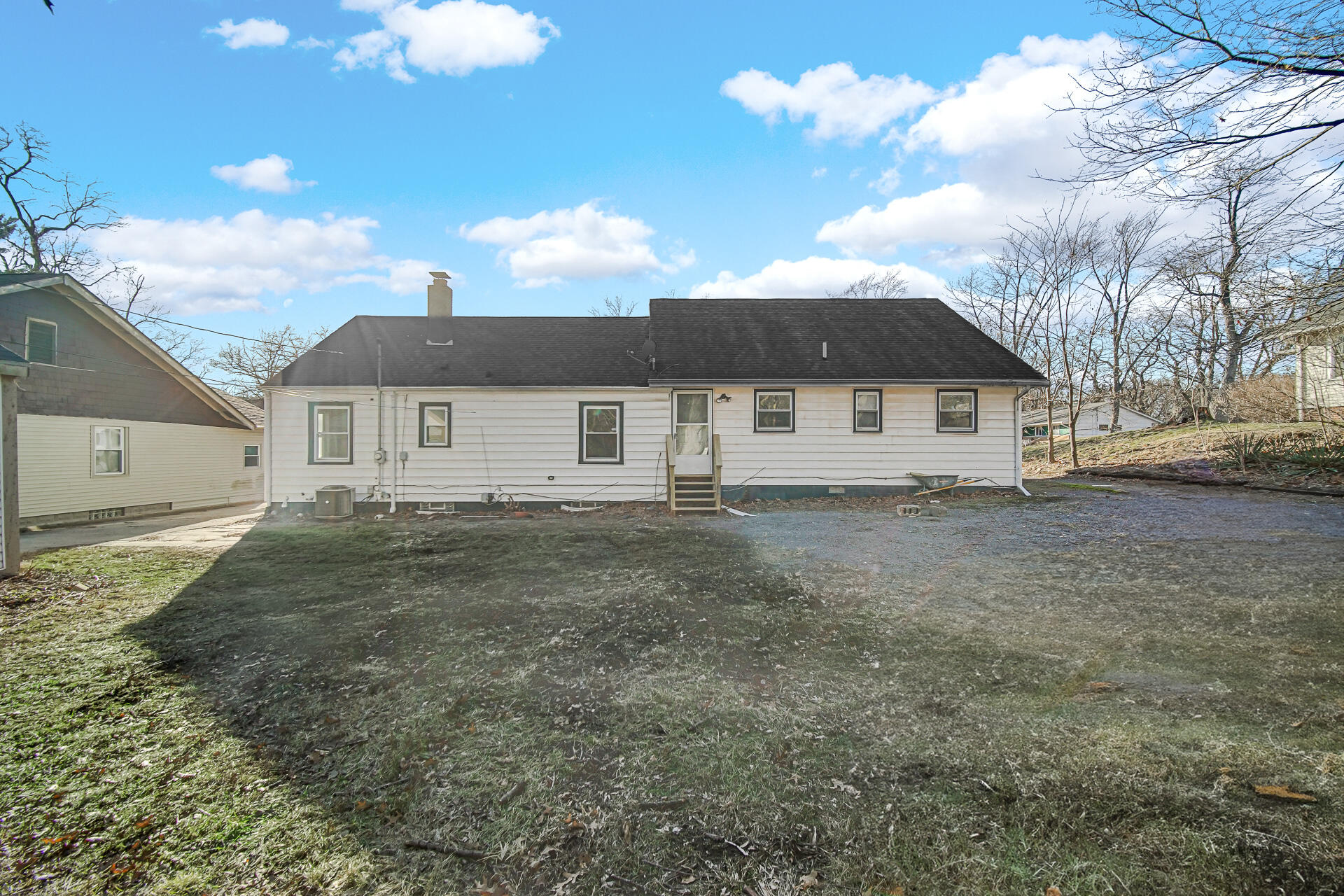 721 N Woodland Avenue